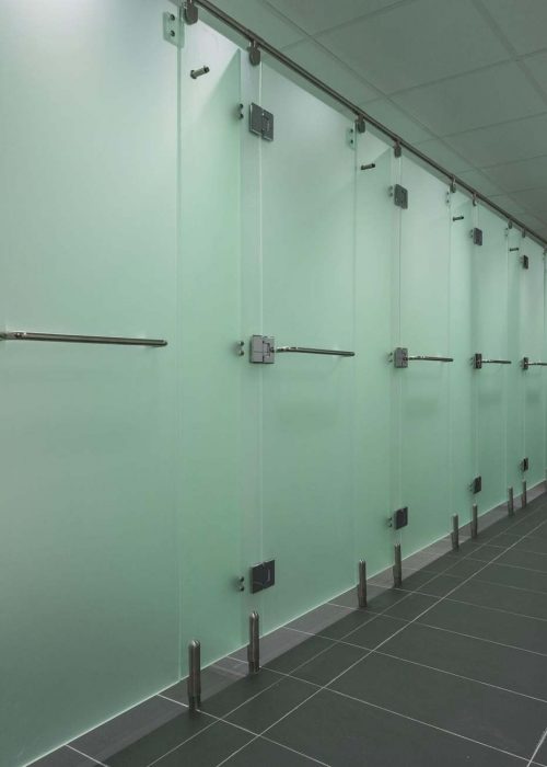 Cubicle Toilet Kaca 3