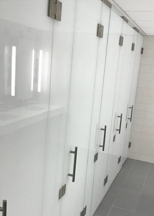 Cubicle Toilet Kaca 4