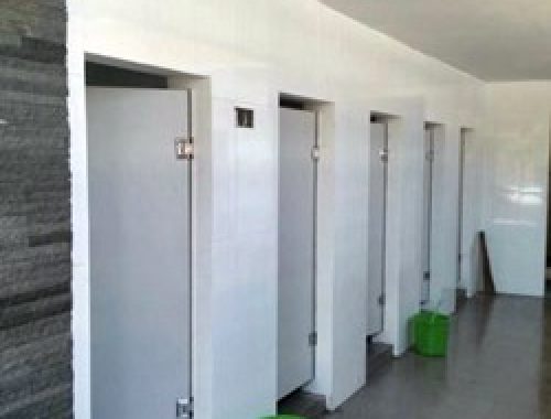 Cubicle Toilet Kantor